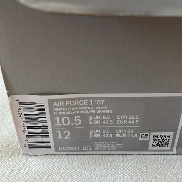 Nike Air Force 1 ‘07 - Picture 5 of 9